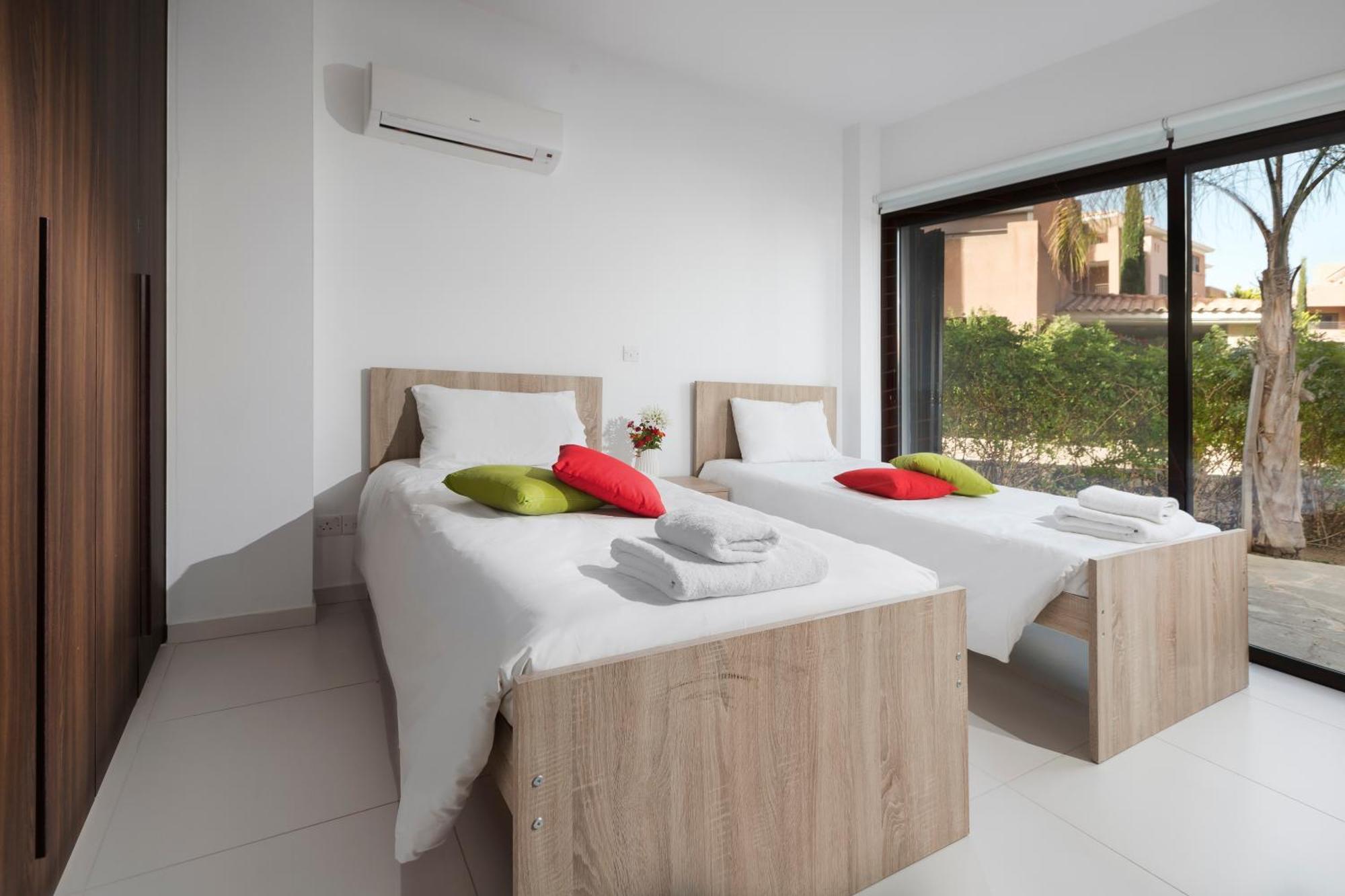 Resitour - Aphrodite Gardens Paphos Exterior foto